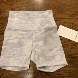 Lululemon biker shorts wunder under high rise 5”